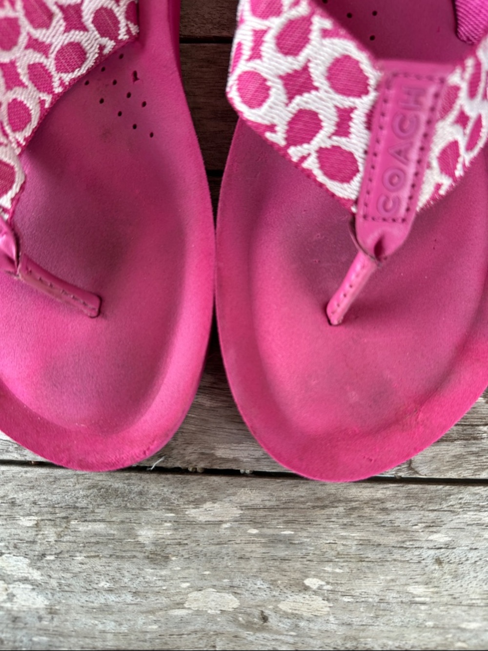 Coach Pink/White Signature Flip Flop Sandals 8 1/2 - Picture 6 of 11